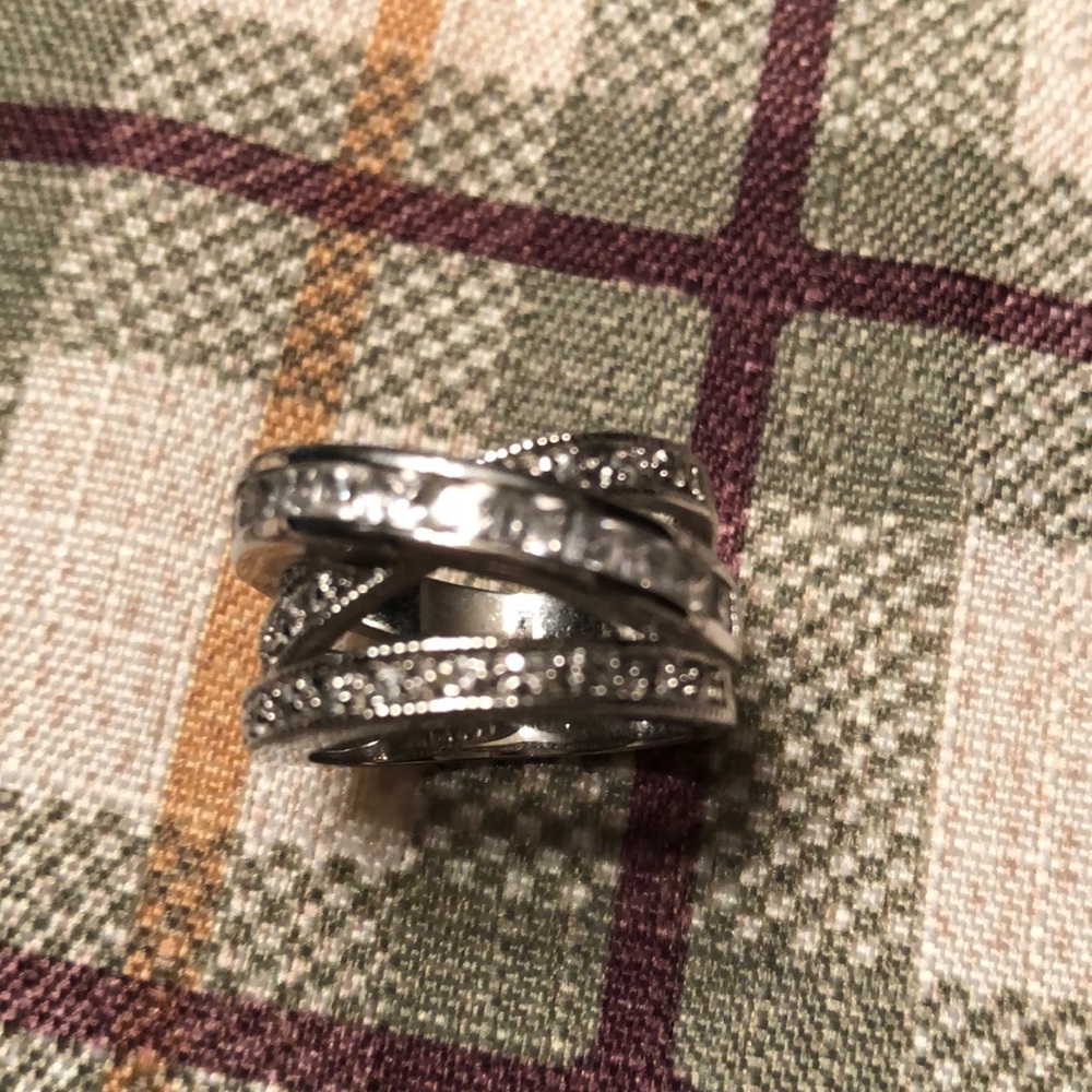 Silver ring - Picture 5 of 6